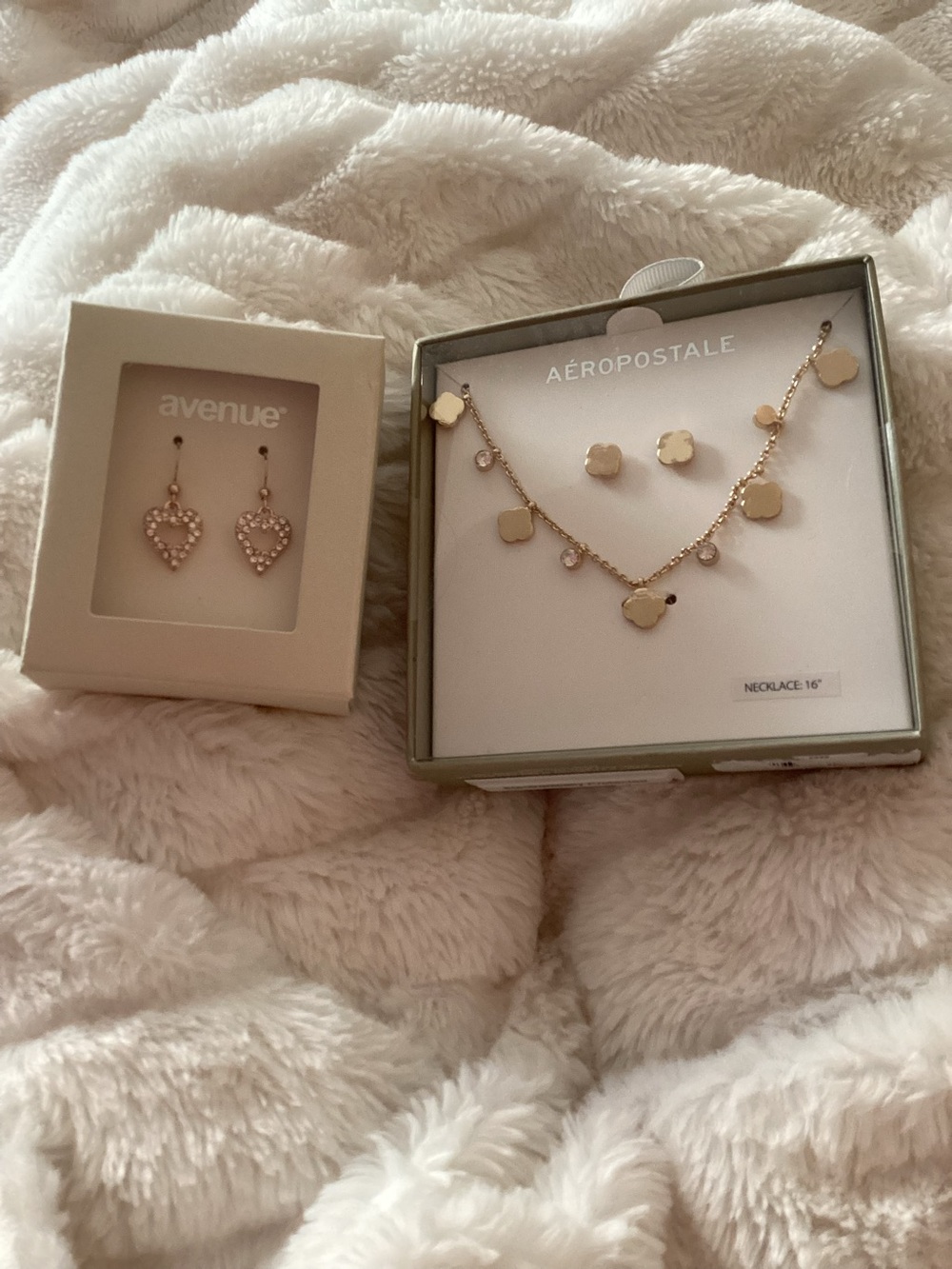 🎁 FREE GIFT WITH PURCHASE - NOT FOR SALE
